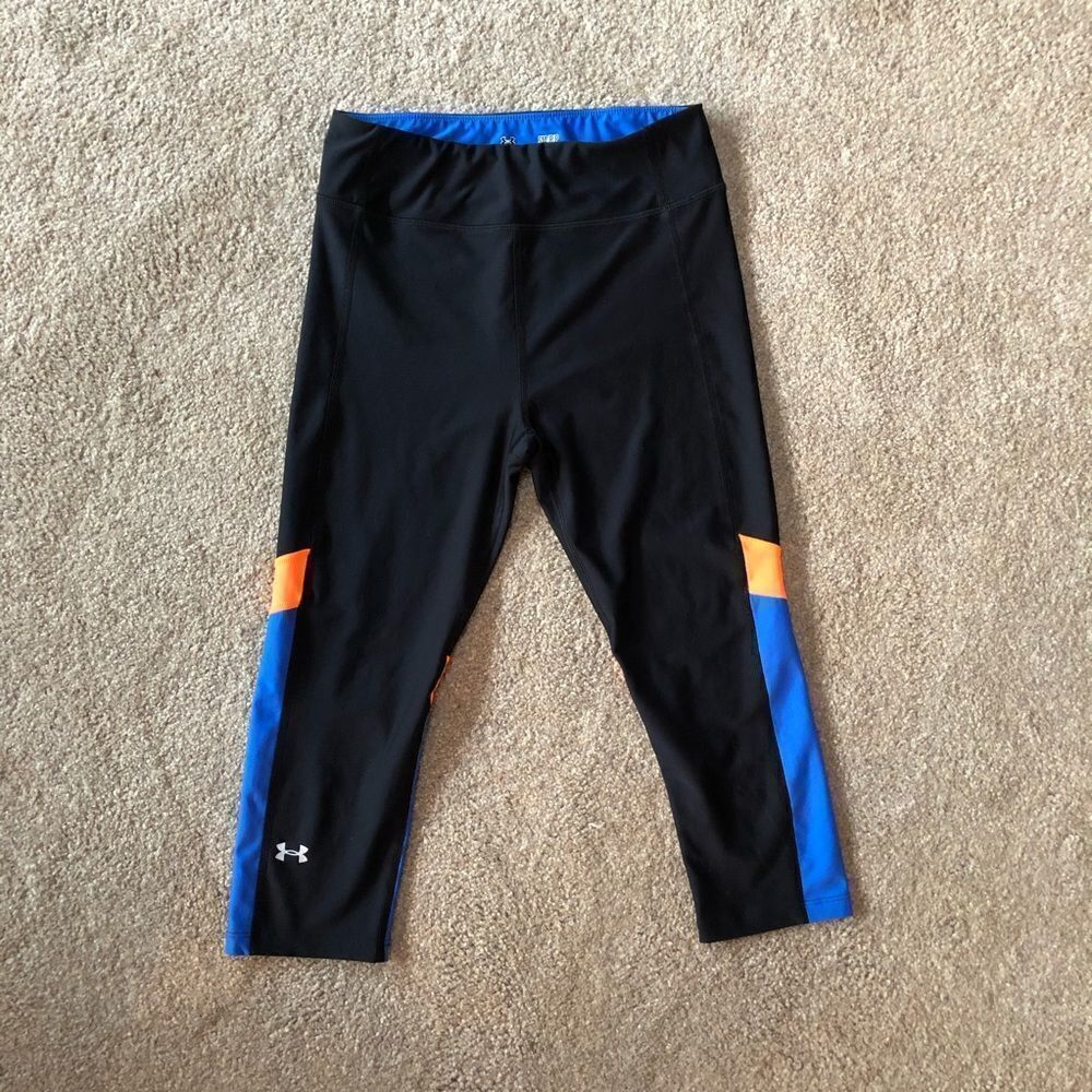 Under Armour Black Cropped Capri Leggings Small